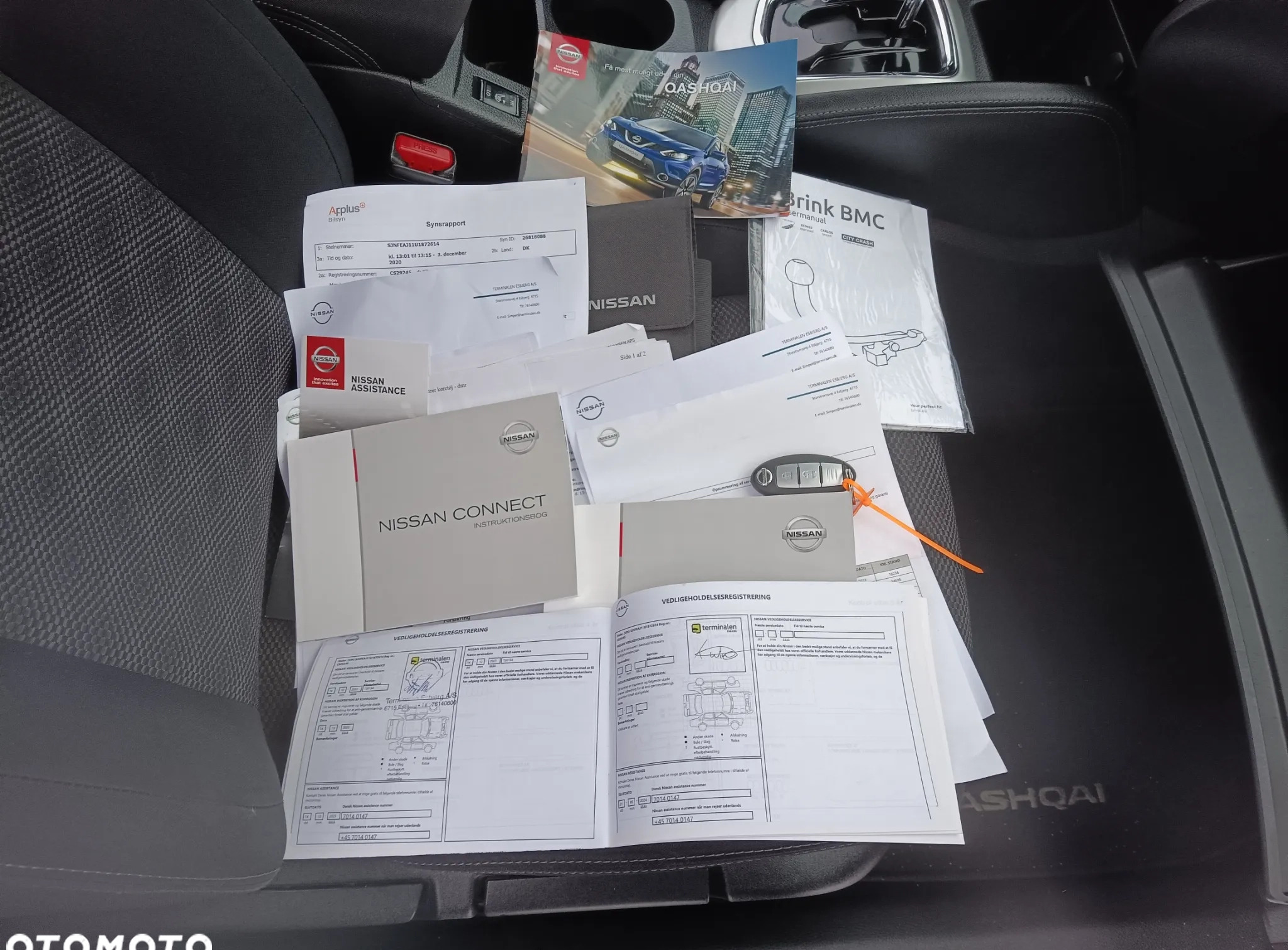 Nissan Qashqai cena 38500 przebieg: 160000, rok produkcji 2016 z Zdzieszowice małe 562